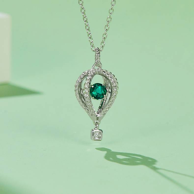 LP0072 圆形培育祖母绿S925银镀白金Necklace0.52ct