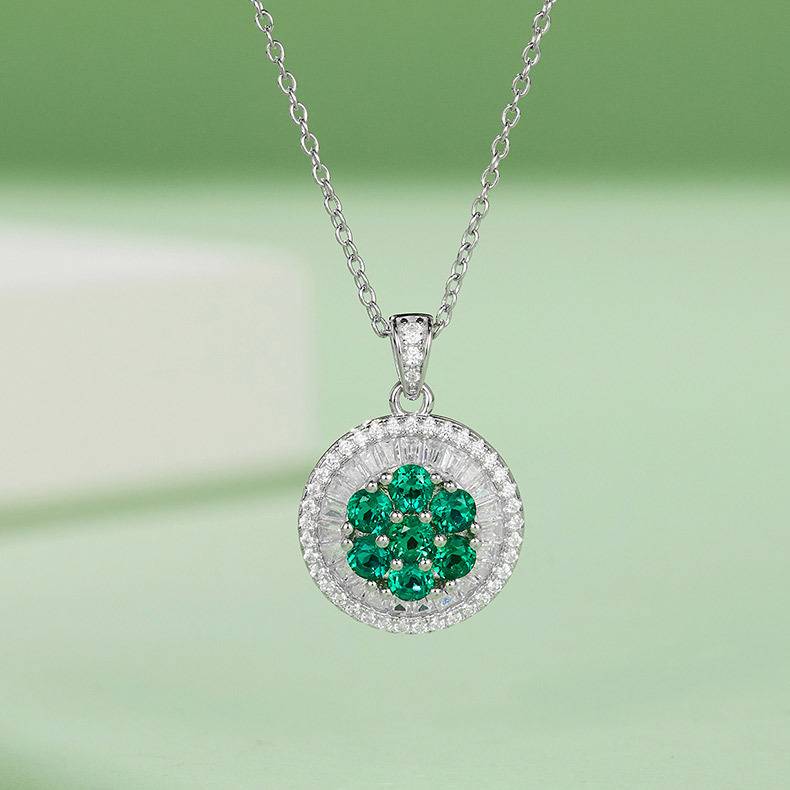P2020299 厘石培育祖母绿S925银镀白金Necklace0.75ct
