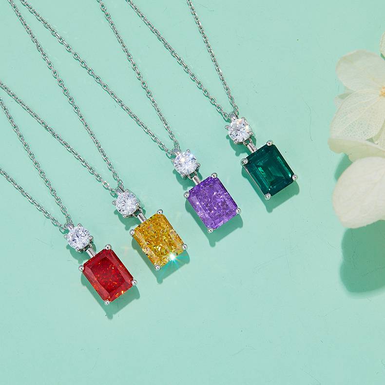 P1917997 长方形高碳钻培育祖母绿S925银镀白金Pendant主石10*8mmmm/3.0ct