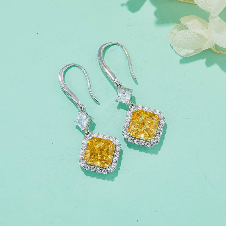 E0037 方形高碳钻培育祖母绿S925银镀白金耳环主石8mm/4.0CT