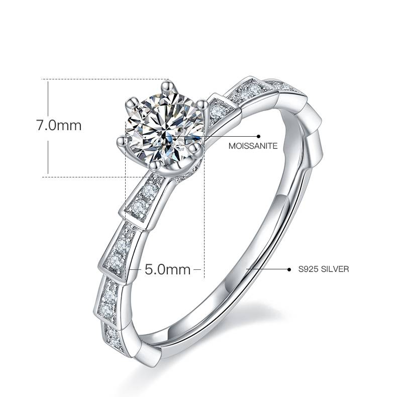 Micro inlaid mechanical snake S925 silver plated platinum Moissanite women's ring 50 points D-grade