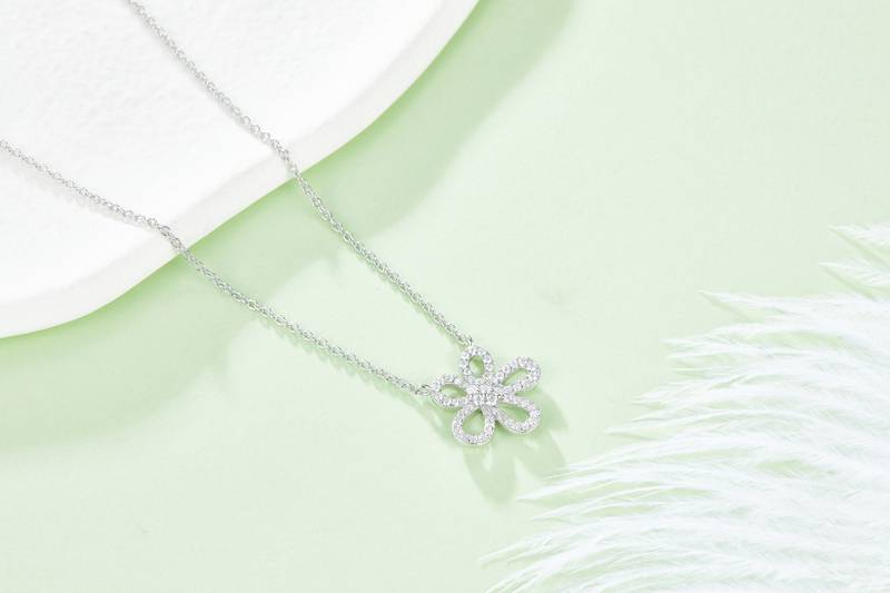 DSYP24款花瓣S925银镀白金MoissaniteNecklace0.22