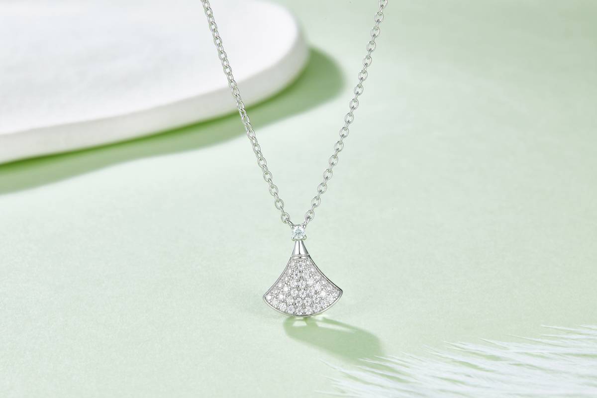 DSYP23款群舞S925银镀白金莫桑钻项链0.21ct