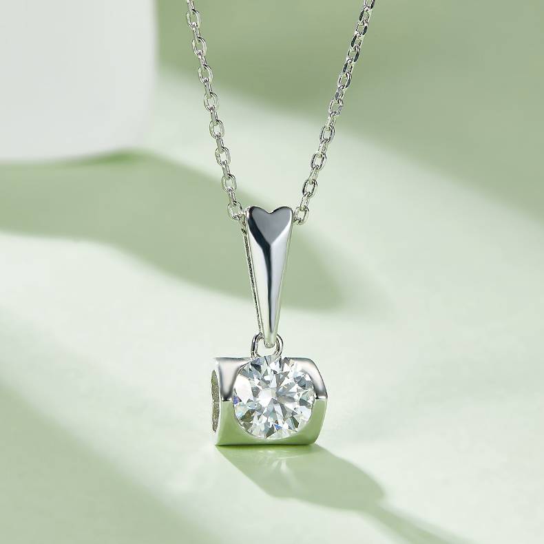 天使之吻S925银镀白金MoissanitePendantStud Earring套装