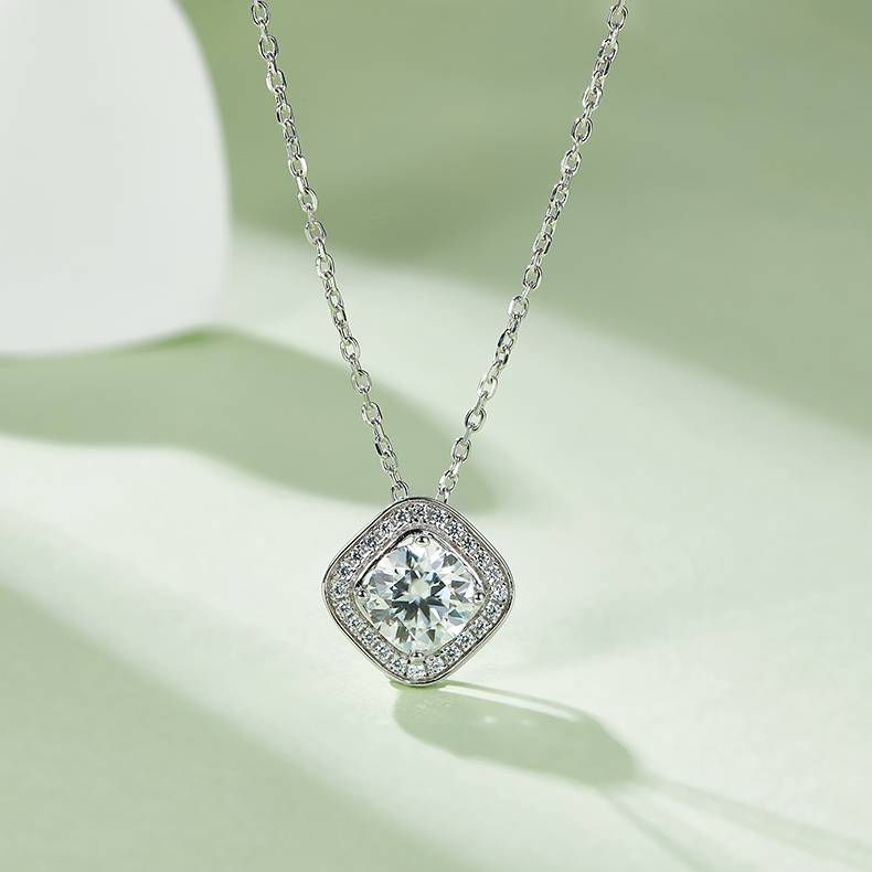 豪华方包S925银镀白金MoissanitePendantStud Earring套装