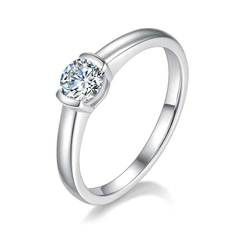 简约圆形S925银镀白金MoissaniteWomen's Ring0.5ctD级