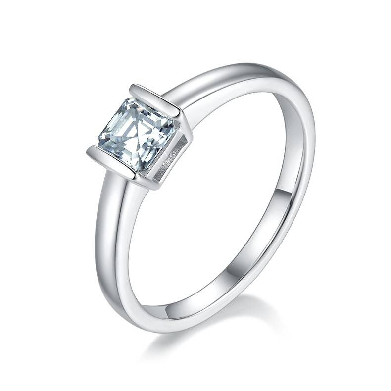 简约正方形S925银镀白金MoissaniteWomen's Ring0.5ctD级