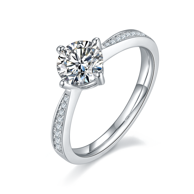 直臂微镶四爪S925银镀白金莫桑钻女戒1克拉D级