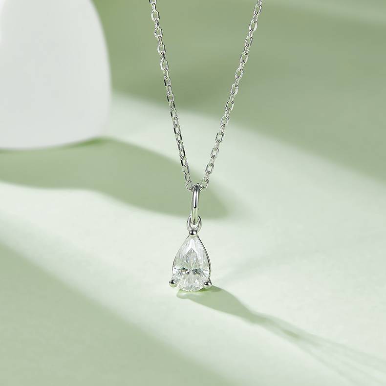 Classic梨形S925银镀白金MoissanitePendantStud Earring套装