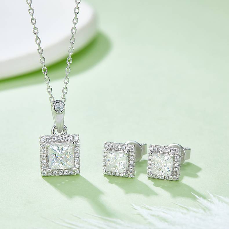 Light luxury square S925 silver plated platinum Moissanite diamond pendant earring set