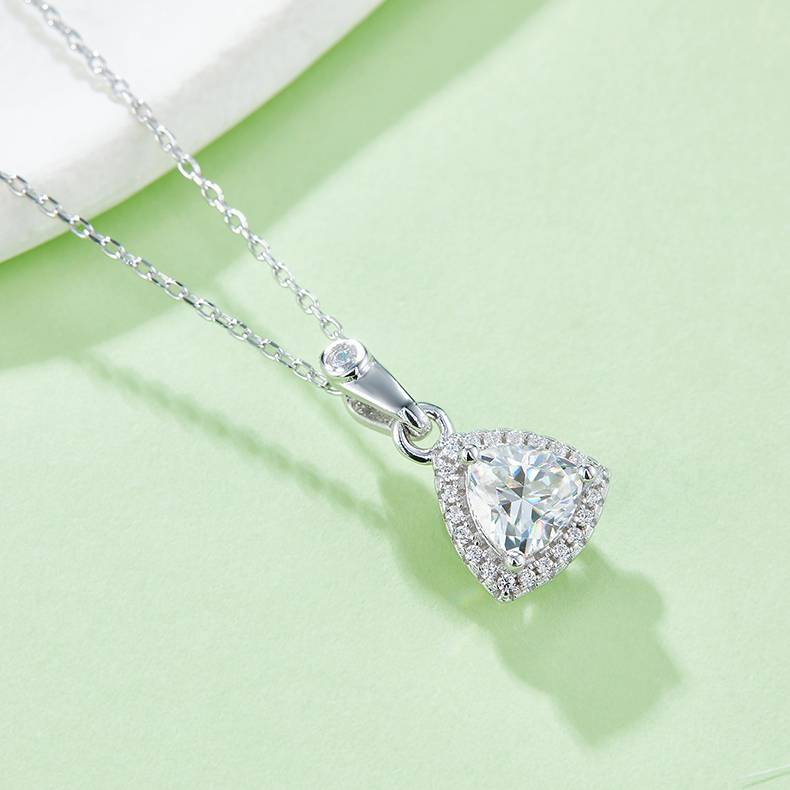 Affordable Luxury三角形S925银镀白金MoissanitePendantStud Earring套装