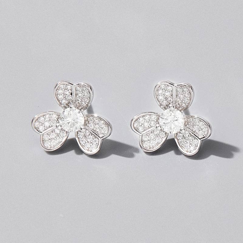 ES03244A1款S925银镀白金立方氧化锆花朵Stud Earring