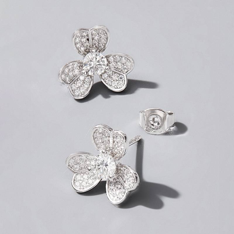 ES03244A1款S925银镀白金立方氧化锆花朵Stud Earring