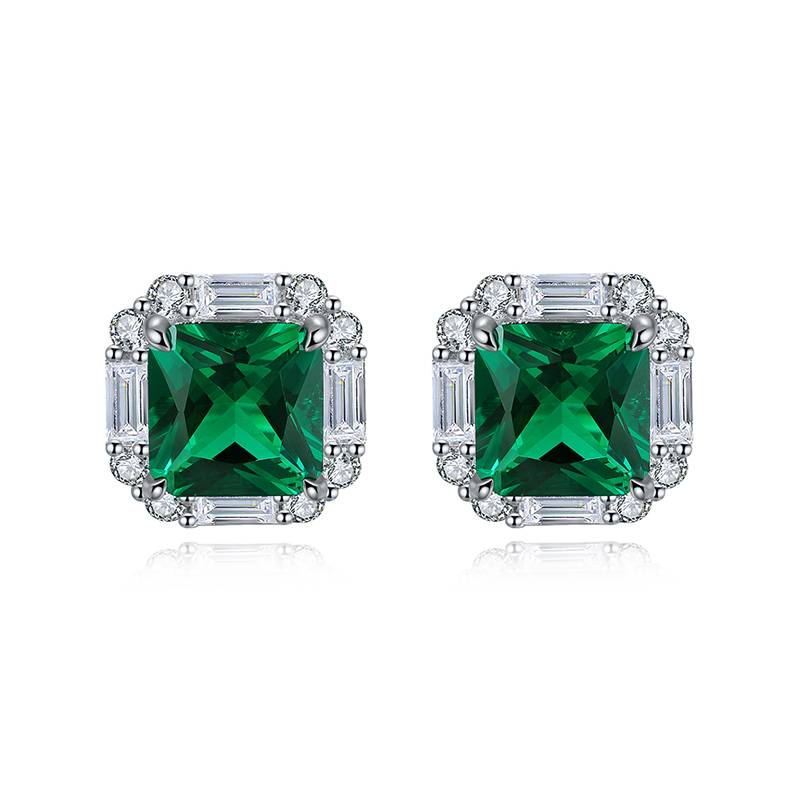 E054培育彩宝祖母绿S925银镀18K白金Stud Earring主石8*8mmmm/4.59ct