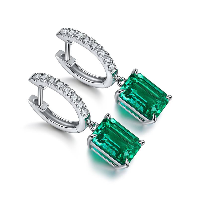 E099培育祖母绿S925银镀白金Stud Earring耳饰主石8*6mmmm/2.75ct