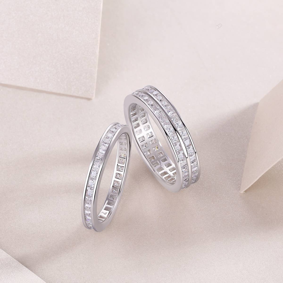 R13152款S925银镀18K白金女戒莫桑钻方形6.48CT