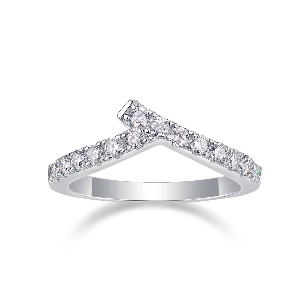 R13210款S925银镀18K白金女戒莫桑钻厘石0.42CT
