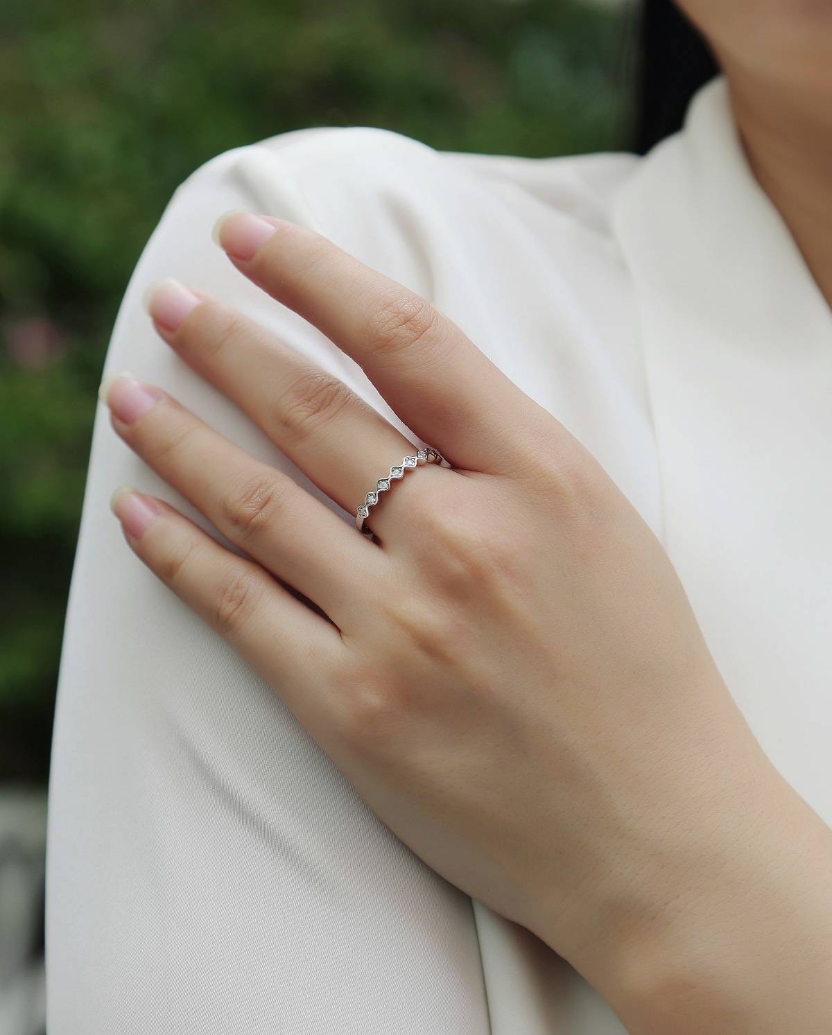 R13062款S925银镀18K白金Women's RingMoissanite厘石0.08ct