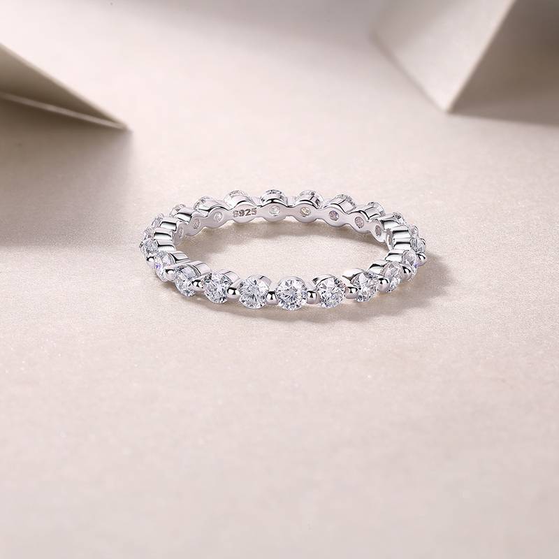 R13141款S925银镀18K白金女戒莫桑钻厘1.32CT