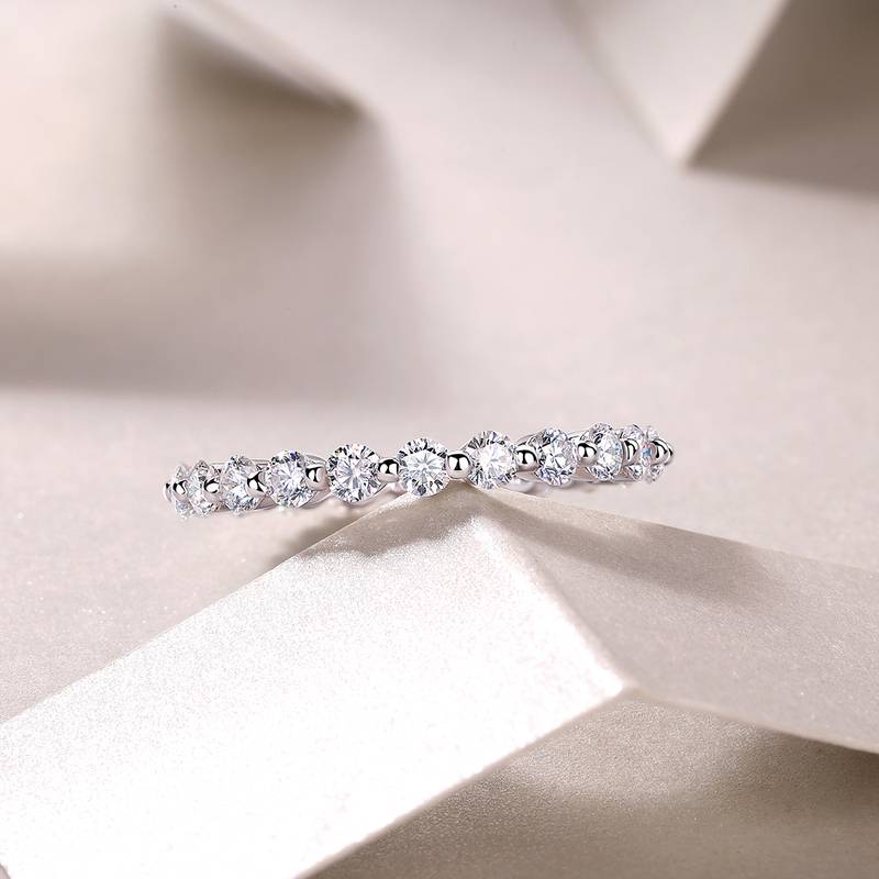 R13141款S925银镀18K白金女戒莫桑钻厘1.32CT