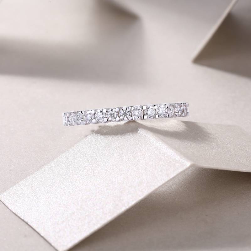 R13147款S925银镀18K白金女戒莫桑钻厘0.9CT