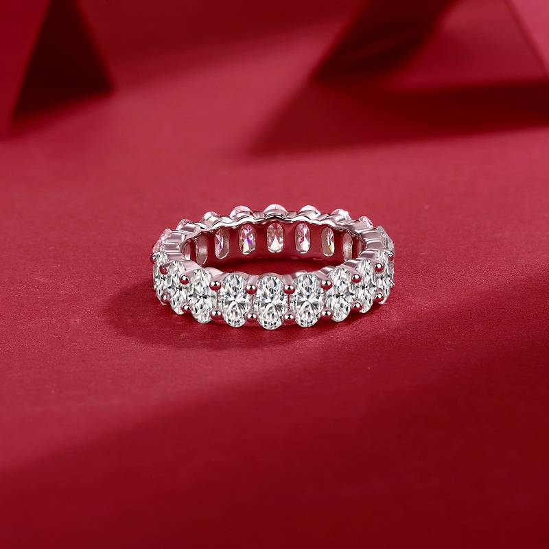 R12845款S925银镀18K白金女戒莫桑钻蛋形6.0CT