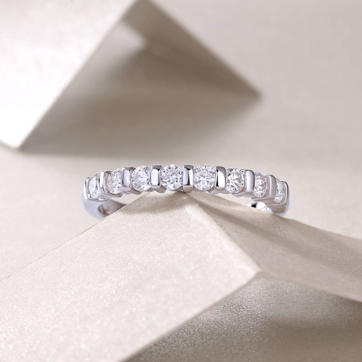 R13241款S925银镀18K白金女戒莫桑钻厘石0.48CT