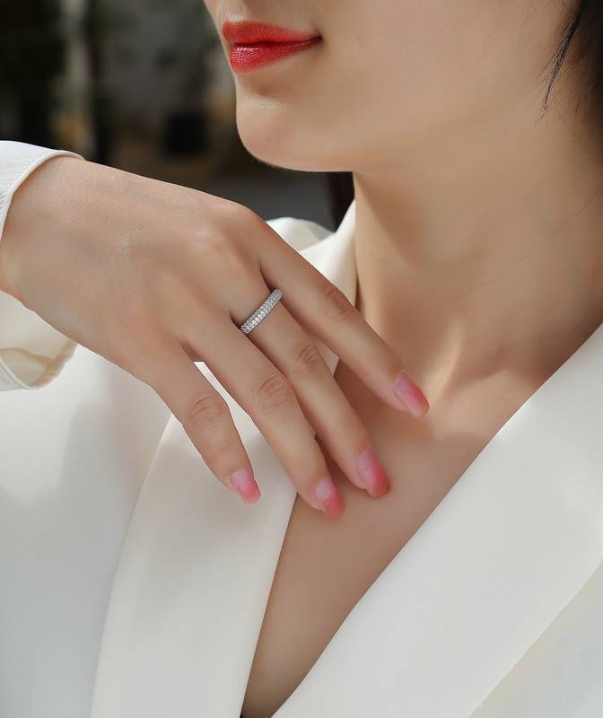 R13248款S925银镀18K白金女戒莫桑钻厘石0.504CT