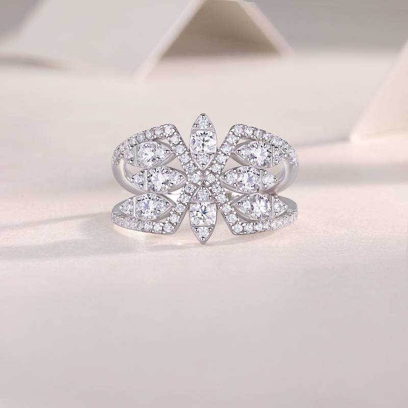 R13336款S925银镀18K白金女戒莫桑钻厘石1.0CT