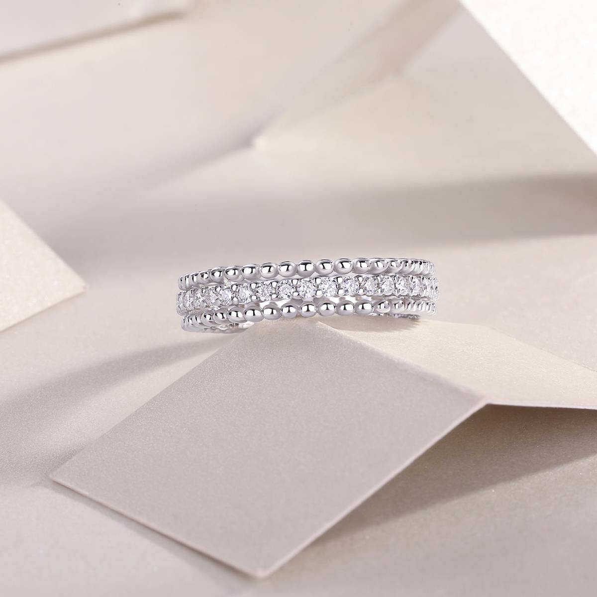 R13318款S925银镀18K白金女戒莫桑钻厘石0.6CT