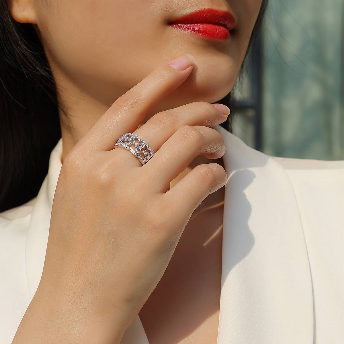 R13337款S925银镀18K白金女戒莫桑钻厘石0.702CT
