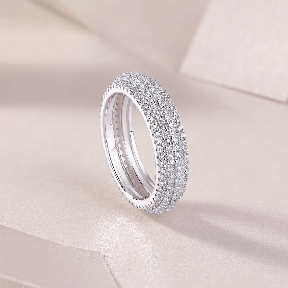 R13696款S925银镀18K白金女戒莫桑钻厘石1.47CT