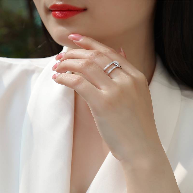R13687款S925银镀18K白金Women's RingMoissanite厘石0.22ct
