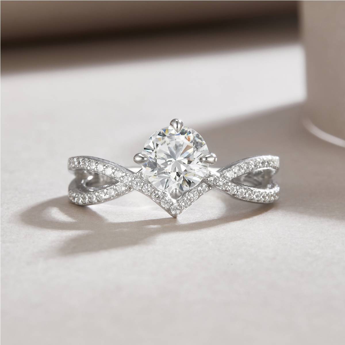 R13543款S925银镀18K白金Women's RingMoissanite1.0ct
