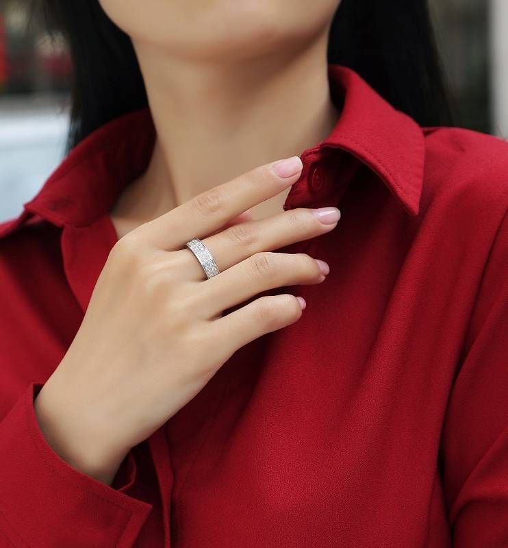 R13154款S925银镀18K白金Women's RingMoissanite厘石2.0ct