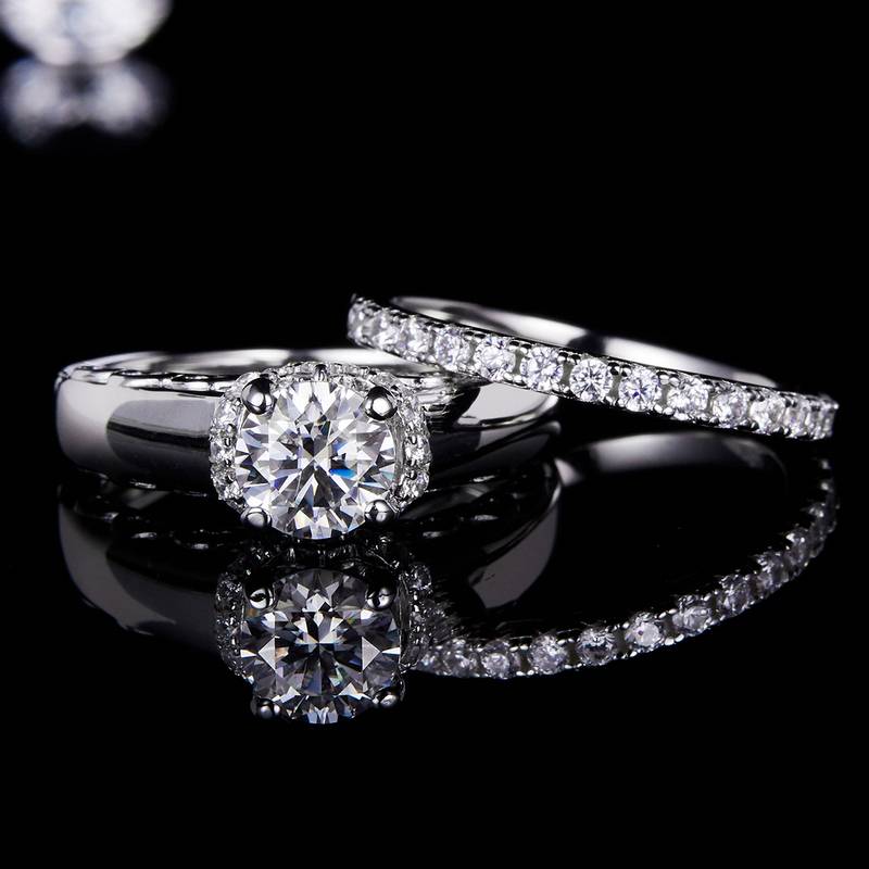 Four Claw Women's Ring S925 Silver Plated 18k White Gold Primary and Secondary Set Ring Stacked Customized Main StoneMoissanite Diamond 1.0ct/Secondary Stone High Carbon Diamond