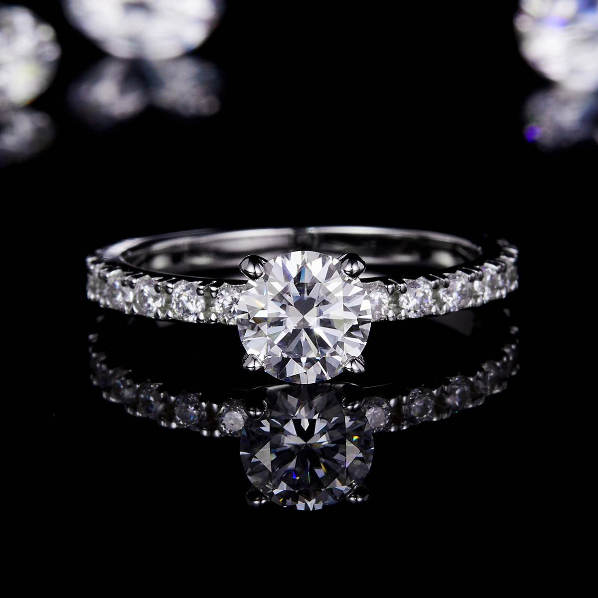 Light Luxury Four Claw Women's Ring S925 Silver Plated Platinum Customized Main Stone Moissanite  1.0ct/Secondary Stone High Carbon Diamond
