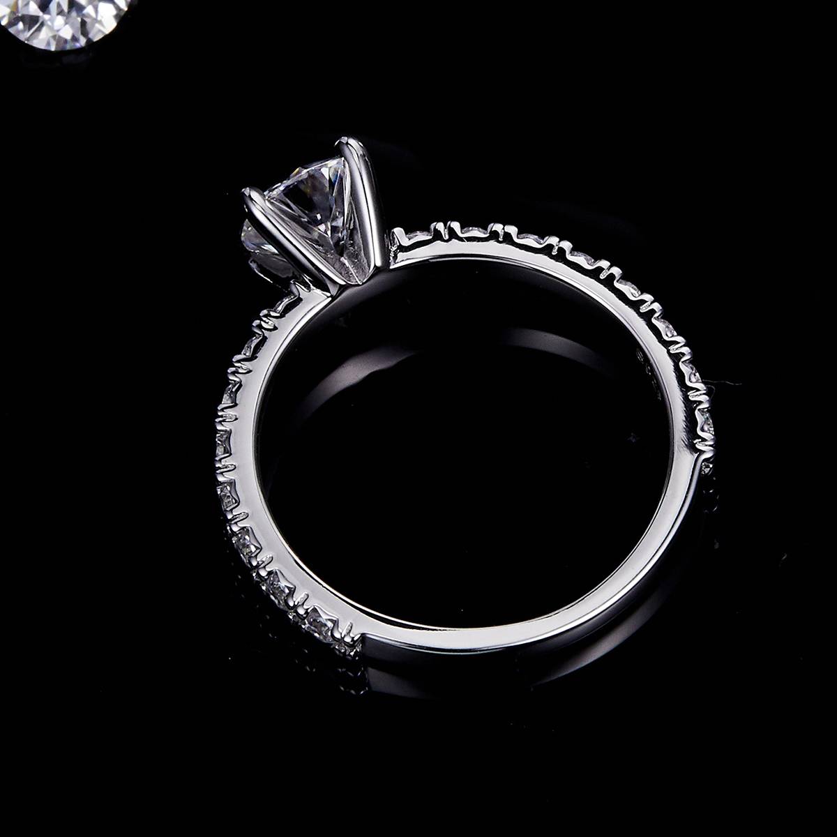 Light Luxury Four Claw Women's Ring S925 Silver Plated Platinum Customized Main Stone Moissanite  1.0ct/Secondary Stone High Carbon Diamond