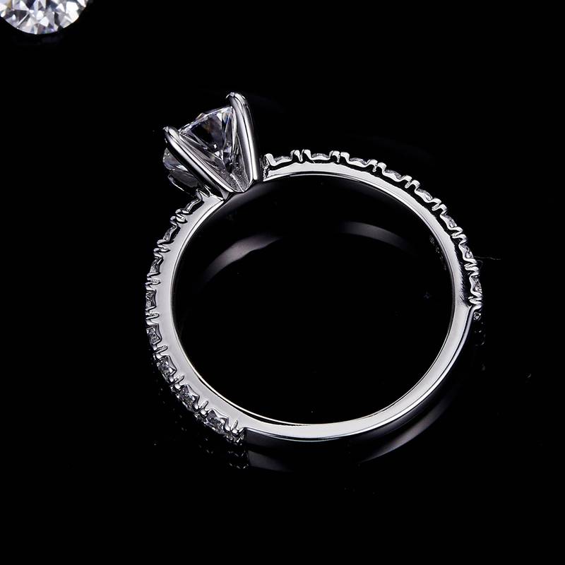 Light Luxury Four Claw Women's Ring S925 Silver Plated Platinum Customized Main Stone Moissanite Diamond 1.0ct/Secondary Stone High Carbon Diamond