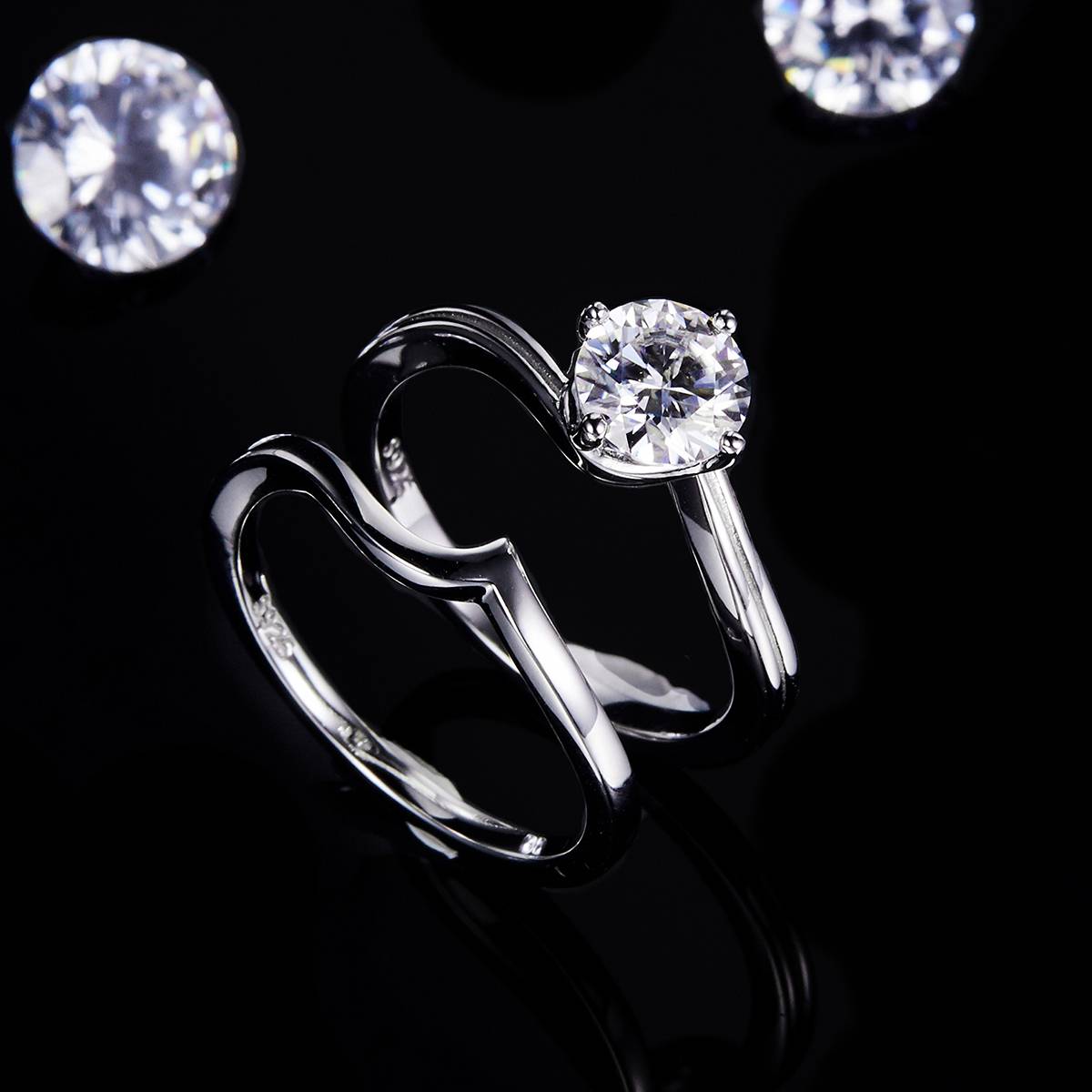 花蕾扭臂女戒S925银镀白金主副套戒叠戴定制主石莫桑钻1.0ct