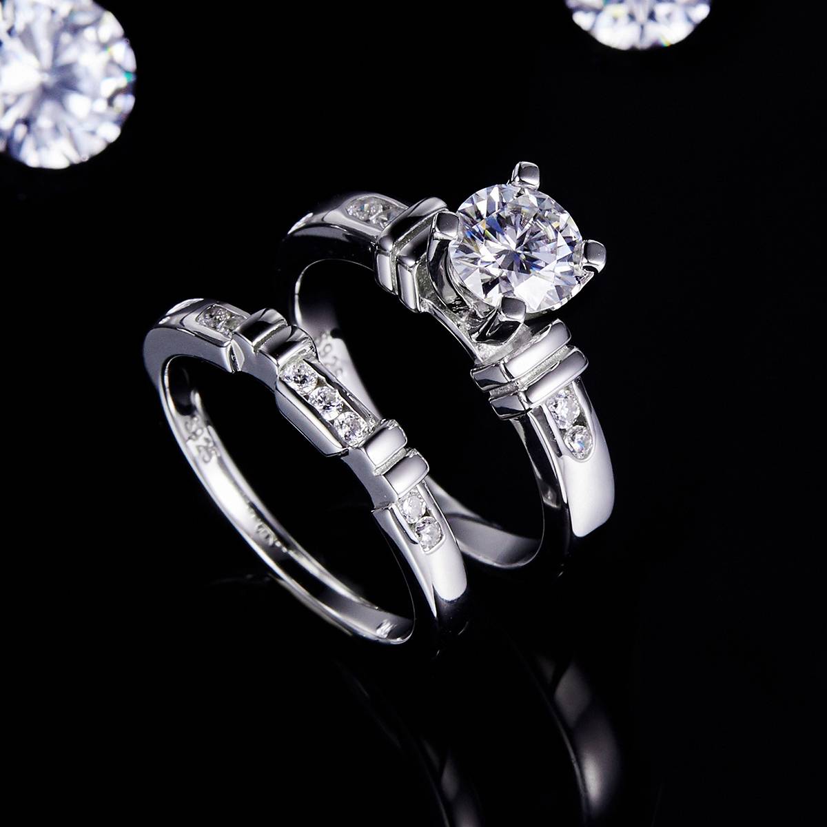 Unique bamboo four claw women's ring S925 silver plated platinum main and secondary sets of rings, stacked and customized main stone moissanite  1.0ct/secondary stone high carbon 