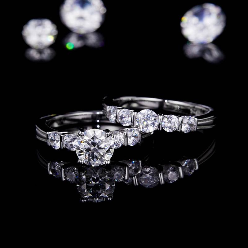 Simple and fashionable full diamond women's ring S925 silver plated platinum main and secondary sets, stacked and customized main stone moissanite diamond 1.0ct/secondary stone high carbon diamond