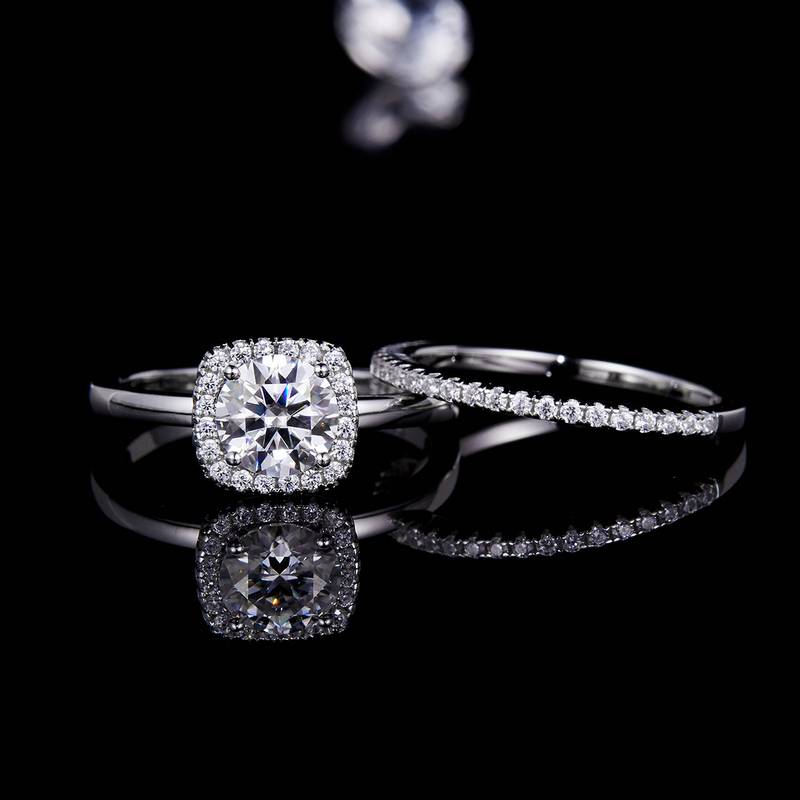 Classic Square Bag Women's Ring S925 Silver Plated Platinum Primary and Secondary Set Ring Stacking Customized Main Stone Moissanite Diamond 1.0ct/Secondary Stone High Carbon Diamond