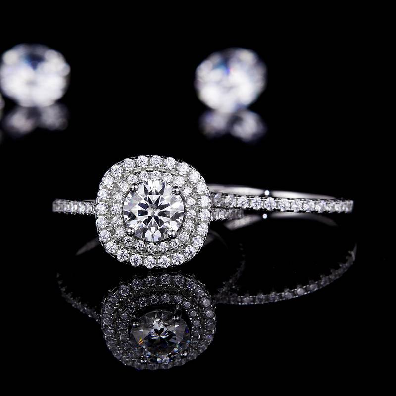 Fashion Luxury Round Bag Women's Ring S925 Silver Plated Platinum Primary and Secondary Set Ring Stacking Customized Main Stone Moissanite Diamond 1.0ct/Secondary Stone High Carbon Diamond