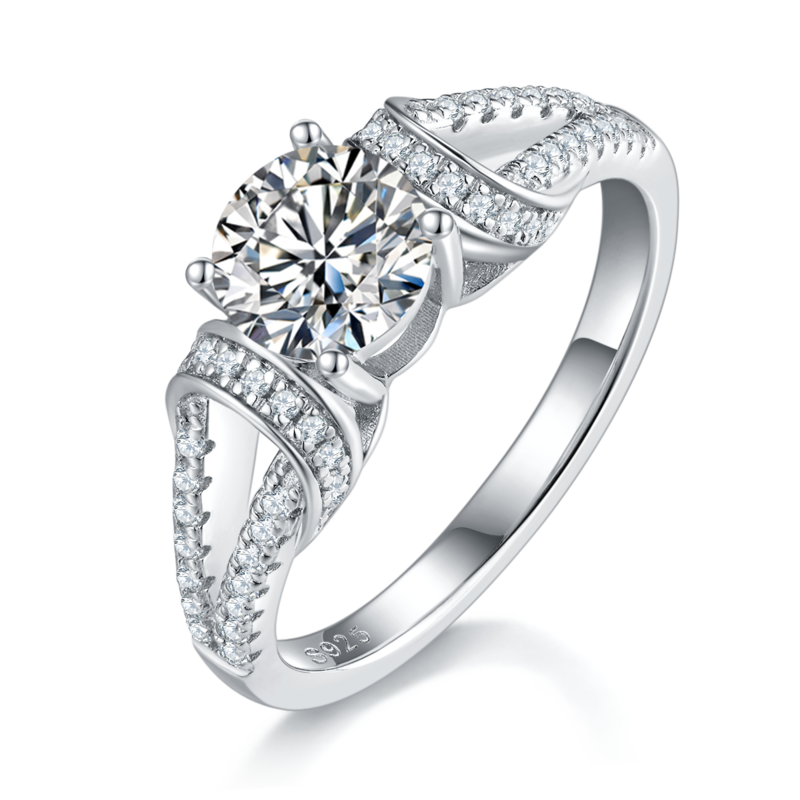 轻奢四爪女戒S925银镀白金主副套戒叠戴定制主石莫桑钻1.0ct/副石高碳钻