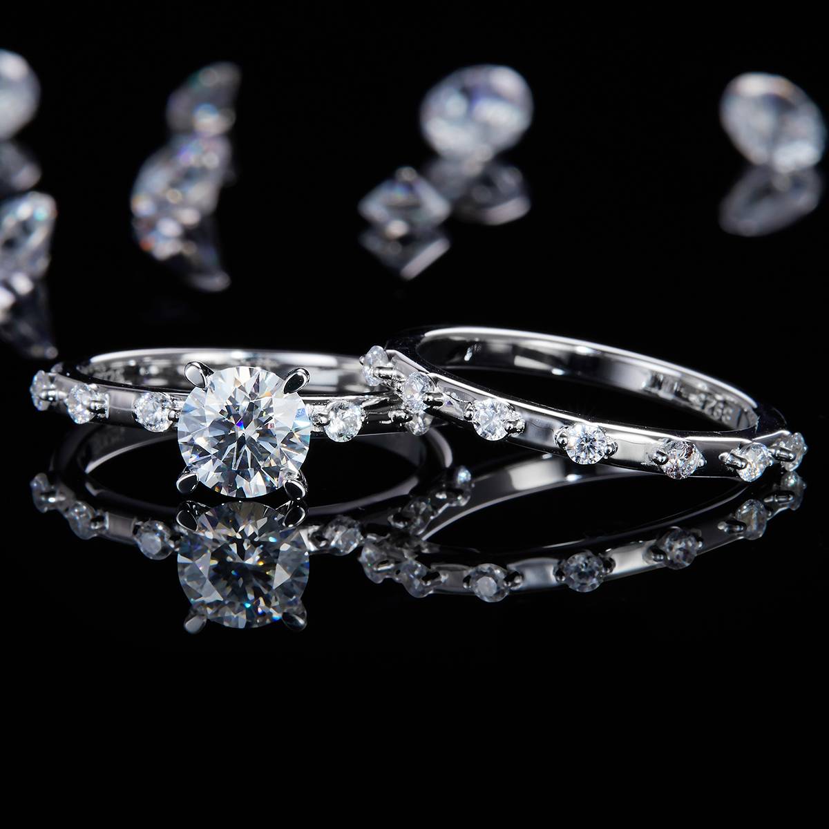 Exquisite and compact women's ring S925 silver plated platinum main and secondary sets, stacked and customized main stone moissanite  1.0ct/secondary stone high carbon diamond