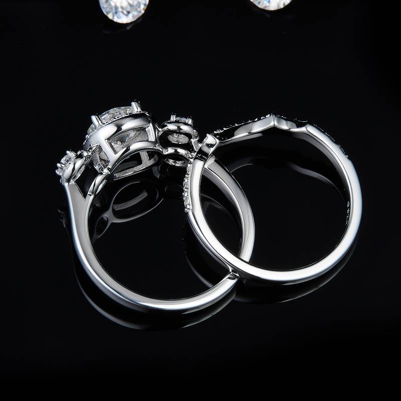豪镶三石圆包女戒S925银镀白金主副套戒叠戴定制主石莫桑钻1.0ct/副石高碳钻