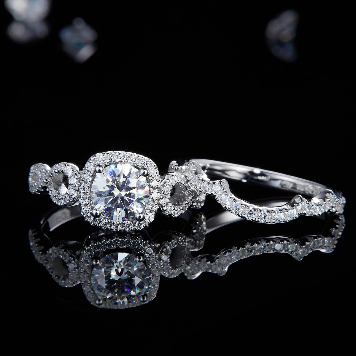 Deluxe Square Bag Women's Ring S925 Silver Plated Platinum Primary and Secondary Set Ring Stacked Women's Ring Customized Main Stone Moissanite  1.0ct/Secondary Stone High Carbon Diamond