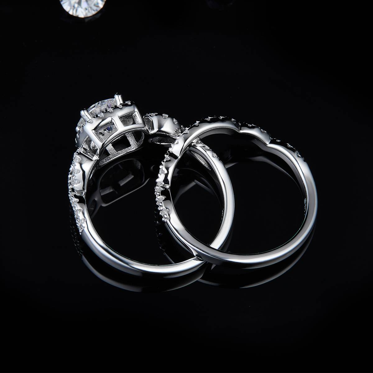 Deluxe Square Bag Women's Ring S925 Silver Plated Platinum Primary and Secondary Set Ring Stacked Women's Ring Customized Main Stone Moissanite  1.0ct/Secondary Stone High Carbon Diamond