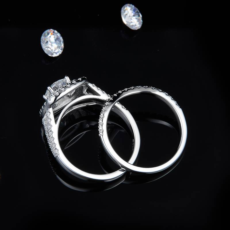 Deluxe Square Bag Women's Ring S925 Silver Plated Platinum Primary and Secondary Set Ring Stacked Women's Ring Customized Main Stone Moissanite Diamond 1.0ct/Secondary Stone High Carbon Diamond
